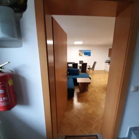 Schoene Am Bauernhof Apartamento Lichtenau